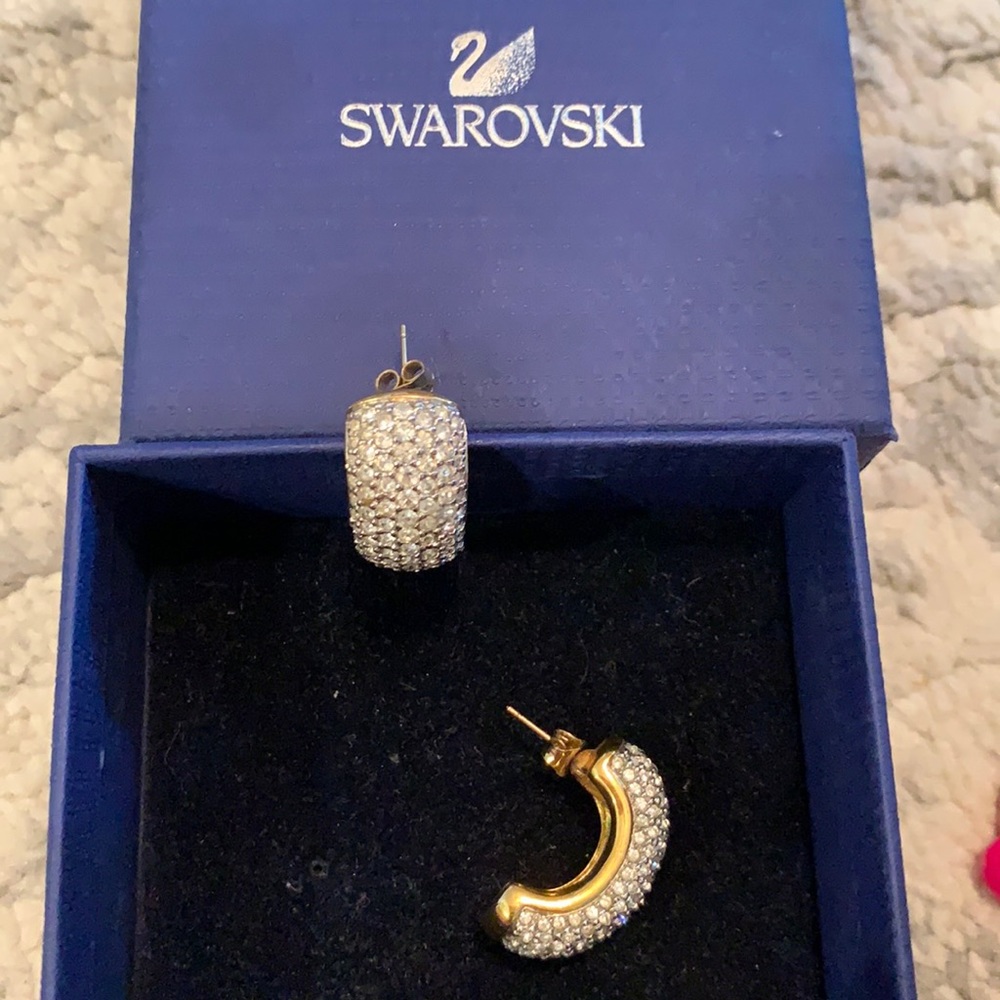 NWT Swarovski crystal post earrings